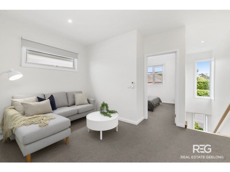 10 MCKEOWN LANE, Belmont VIC 3216