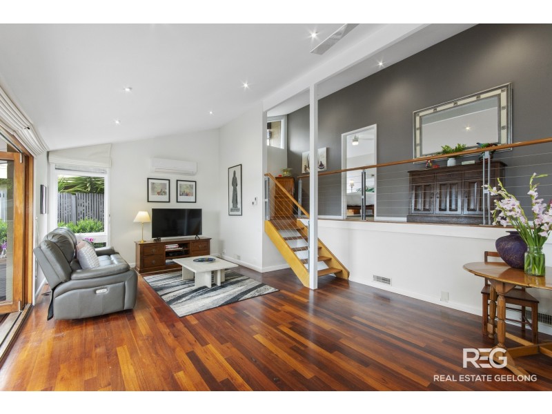 21 CHALLAMBRA CRESCENT, Highton VIC 3216