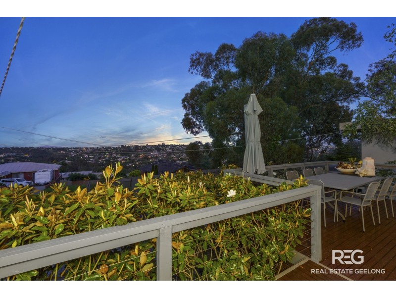 21 CHALLAMBRA CRESCENT, Highton VIC 3216