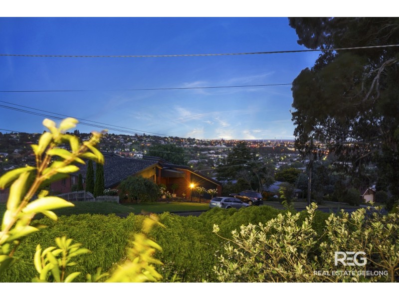 21 CHALLAMBRA CRESCENT, Highton VIC 3216