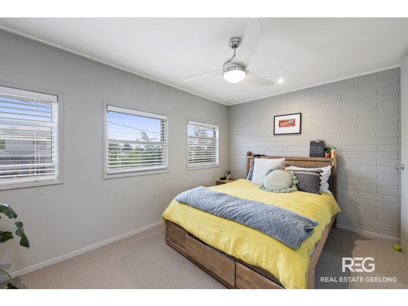 4/25 ELIZABETH STREET, Highton VIC 3216