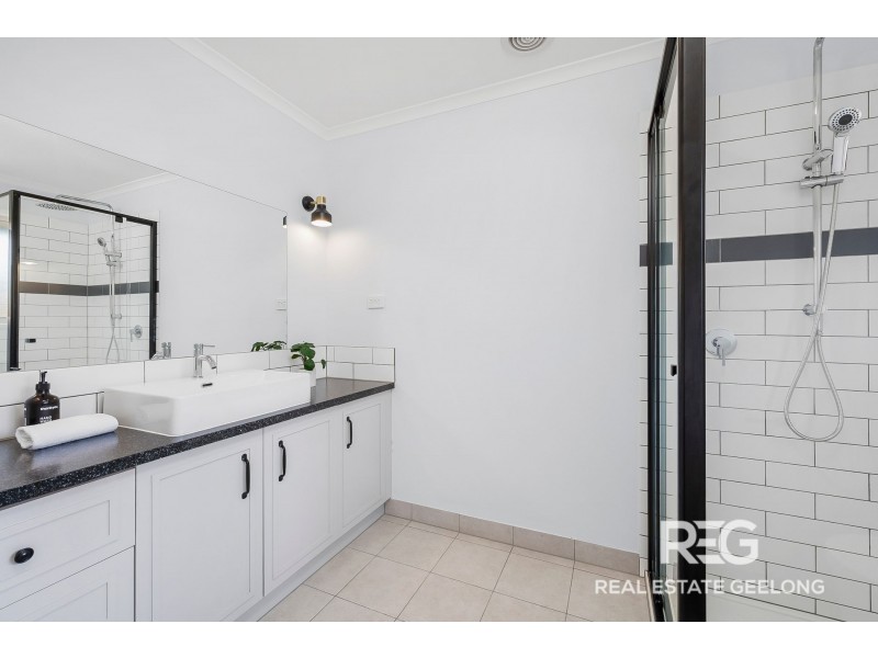 59 MEADOWVALE DRIVE, Grovedale VIC 3216