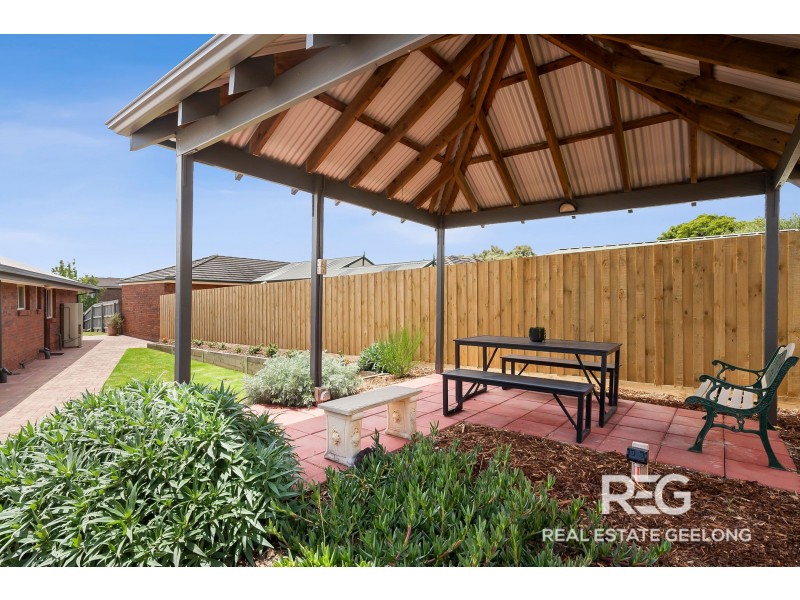 59 MEADOWVALE DRIVE, Grovedale VIC 3216