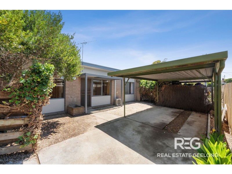 2/3 MATLOCK STREET, Herne Hill VIC 3218