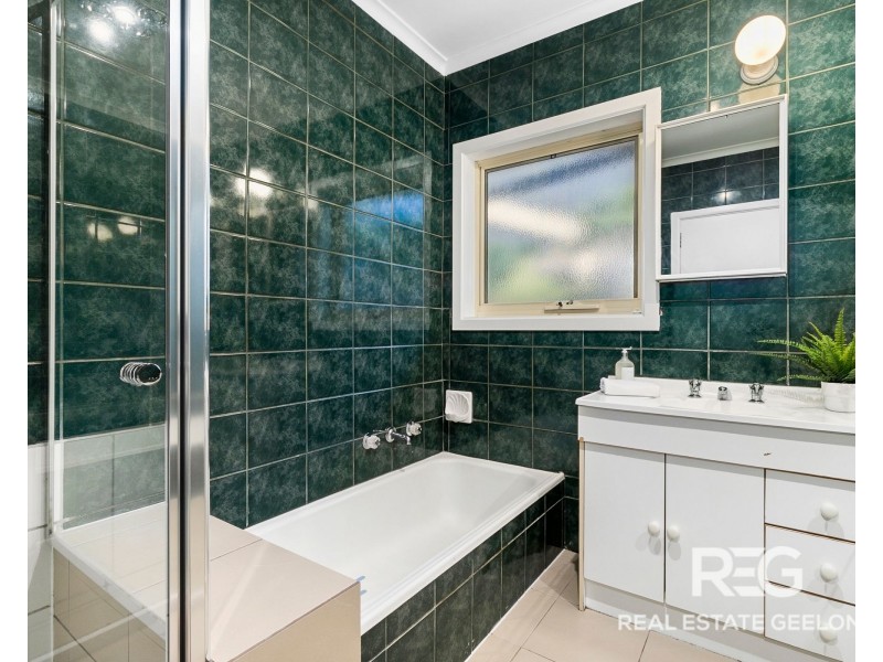 33 WARD STREET, Bell Post Hill VIC 3215