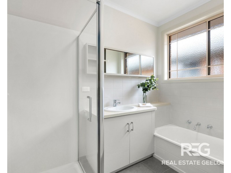 3/30 BURDOO DRIVE, Grovedale VIC 3216