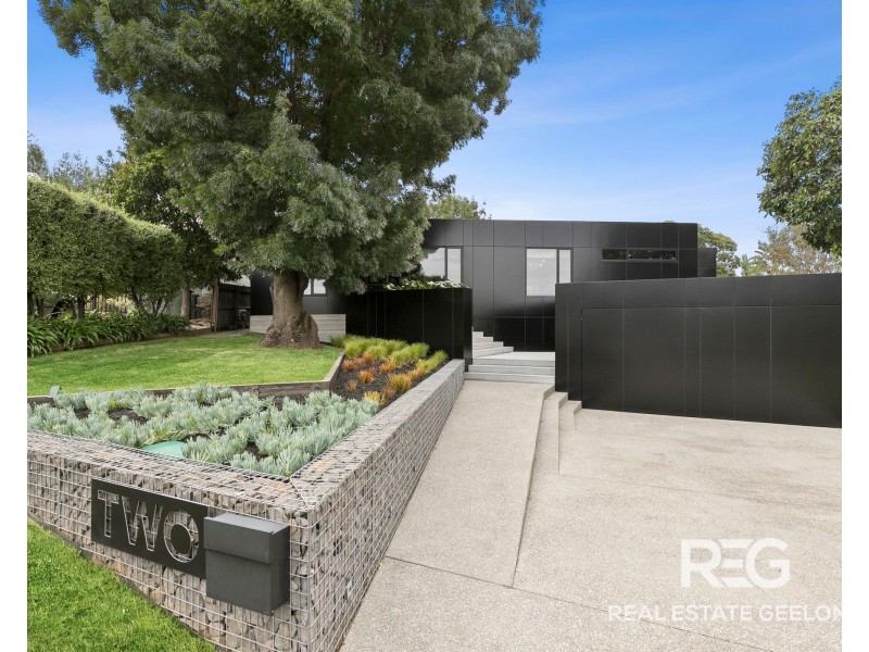 2 MERINO COURT, Highton VIC 3216