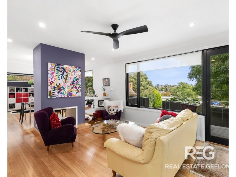 2 MERINO COURT, Highton VIC 3216