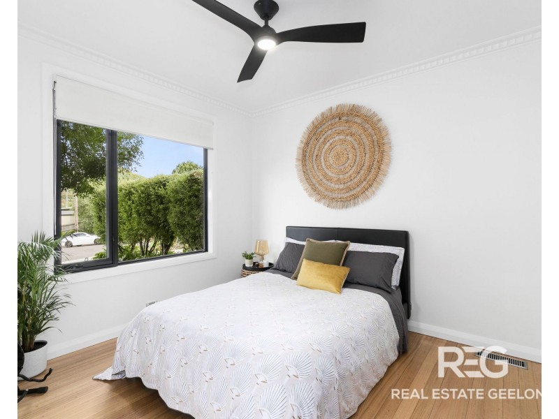 2 MERINO COURT, Highton VIC 3216