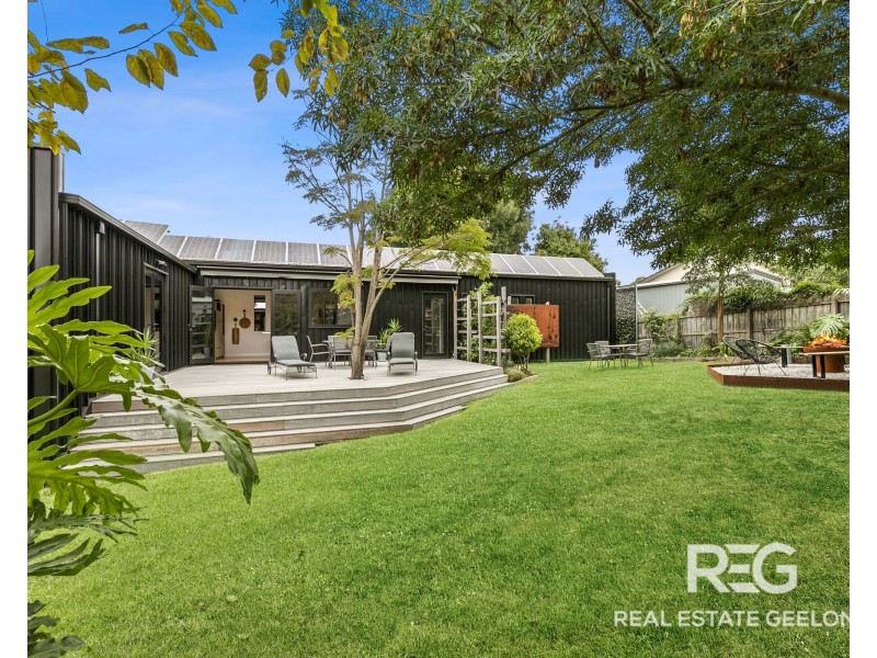 2 MERINO COURT, Highton VIC 3216