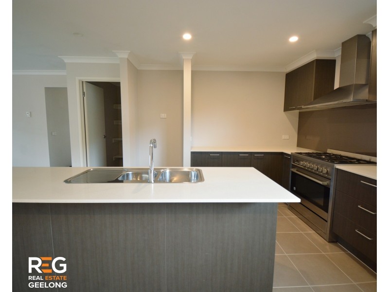 9 Tispa Drive, Leopold VIC 3224