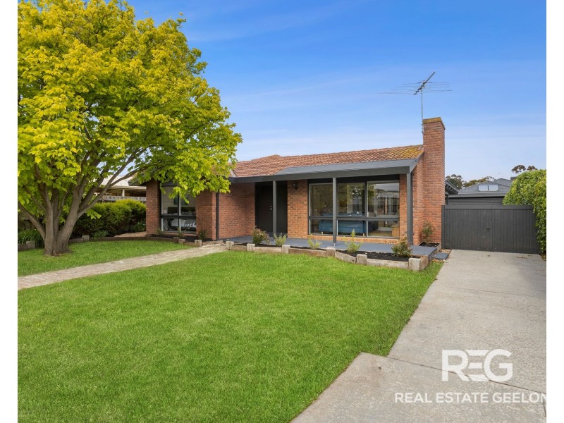 17 Cameron Crescent, Lara VIC 3212