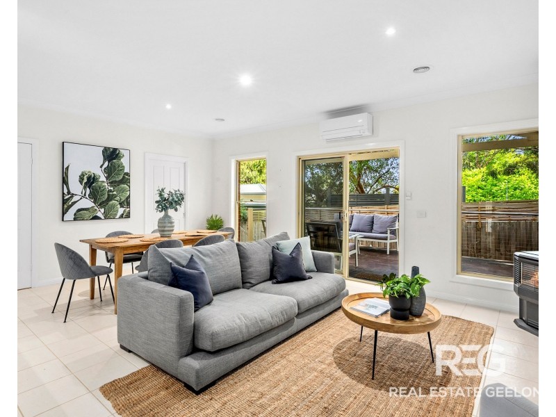 2C Desmond Street, Highton VIC 3216