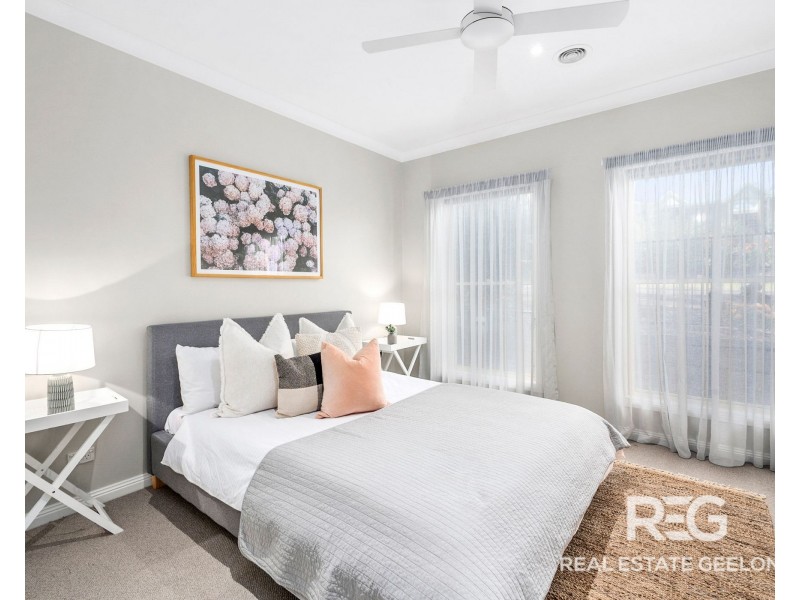 2C Desmond Street, Highton VIC 3216
