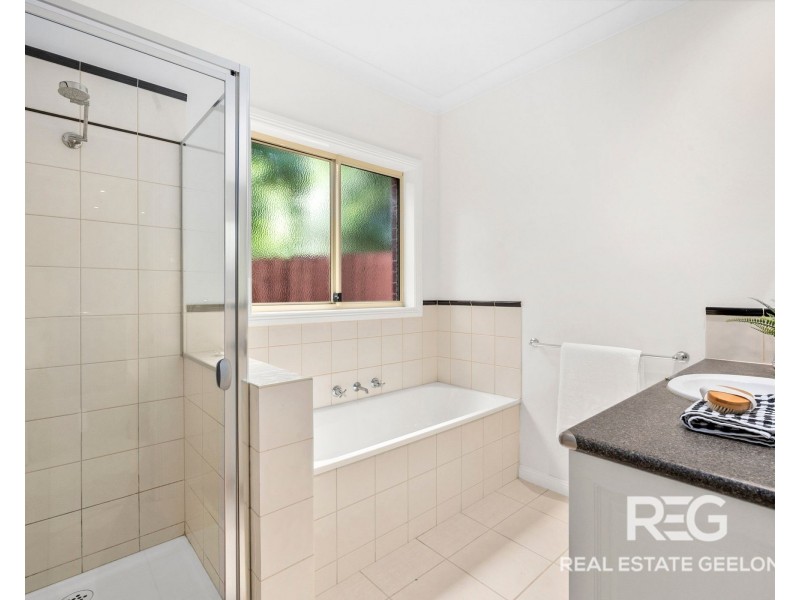 2C Desmond Street, Highton VIC 3216