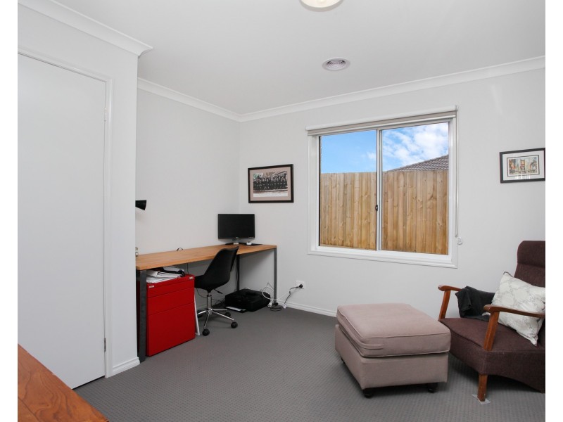 5 MUMM STREET, Waurn Ponds VIC 3216