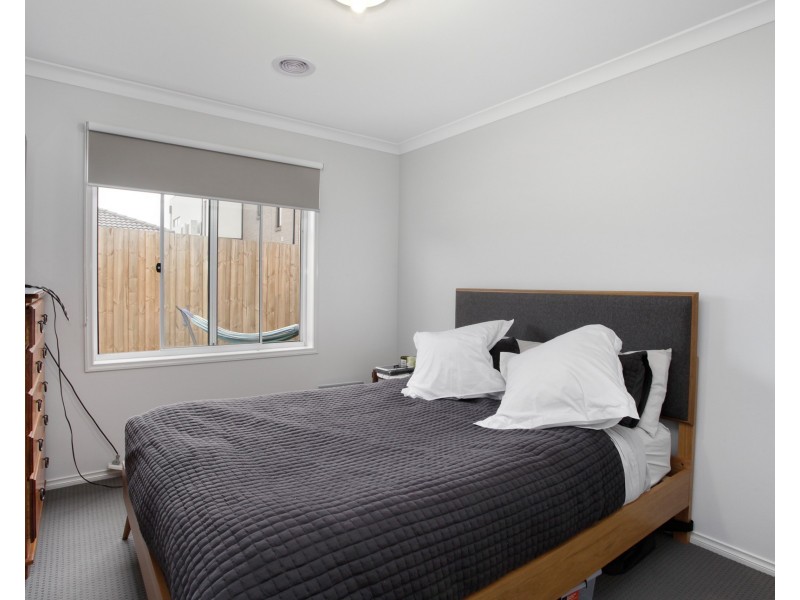 5 MUMM STREET, Waurn Ponds VIC 3216