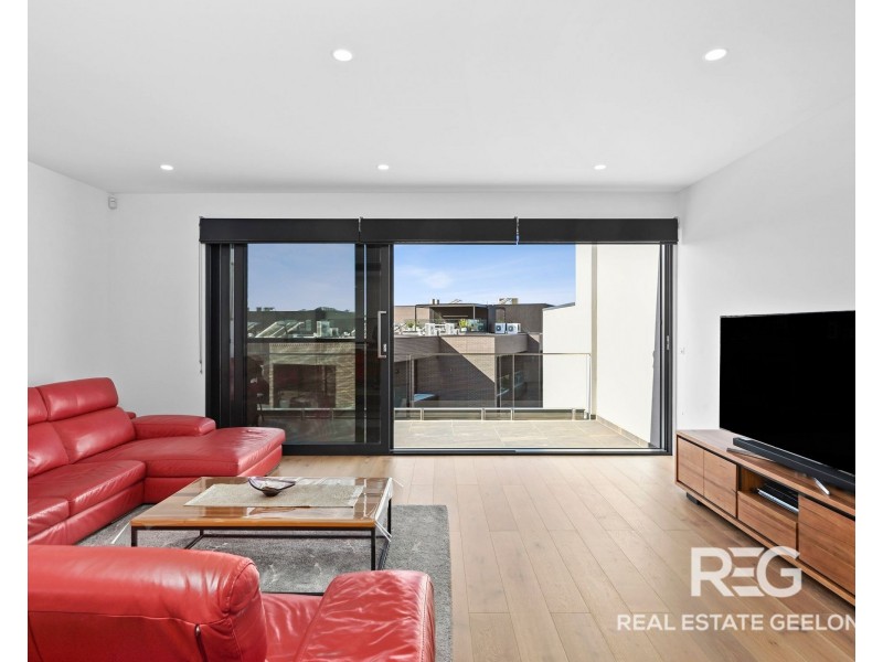 3/5 Balmoral Crescent, Rippleside VIC 3215