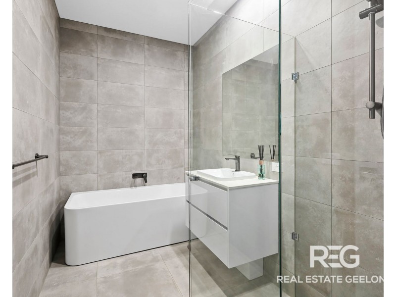 3/5 Balmoral Crescent, Rippleside VIC 3215