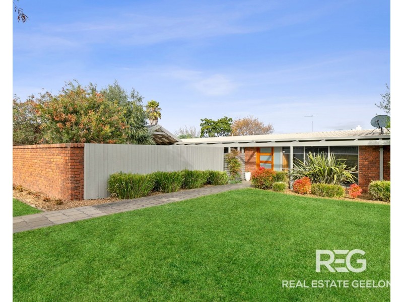 17 Sheringa Crescent, Grovedale VIC 3216