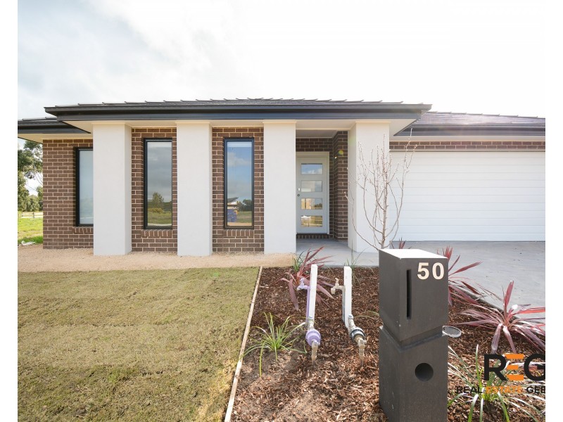 50 Forrest Green Drive, Mount Duneed VIC 3216