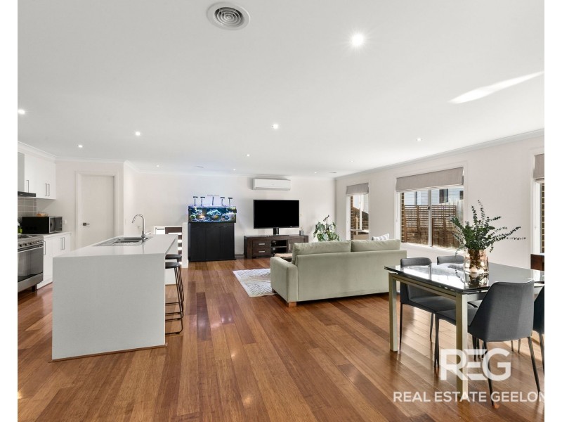 14 Aitkenside Avenue, Highton VIC 3216