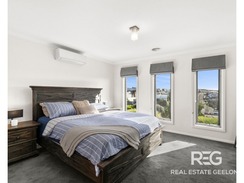 14 Aitkenside Avenue, Highton VIC 3216