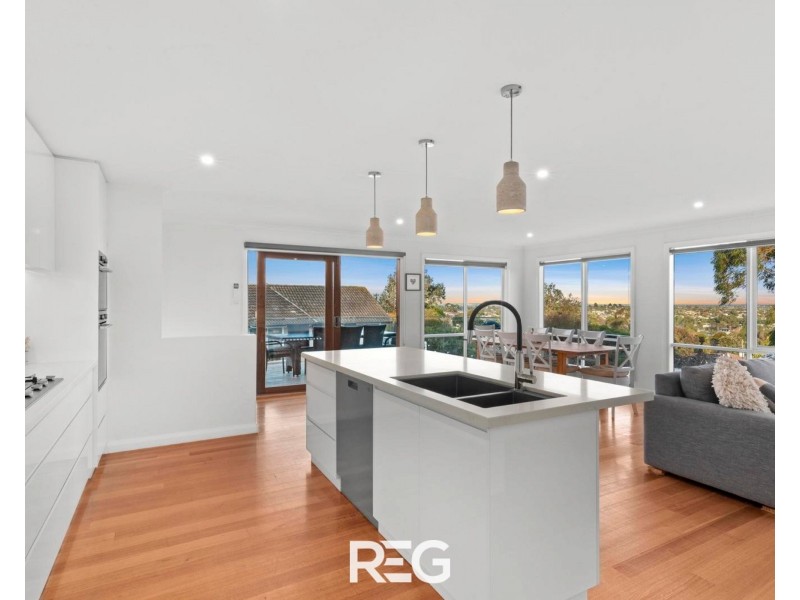 29 Reigate Road, Highton VIC 3216