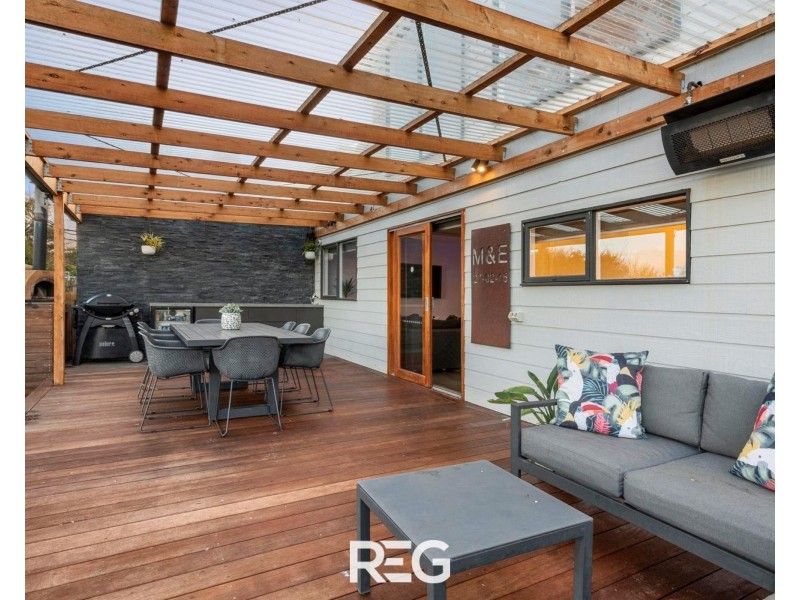 29 Reigate Road, Highton VIC 3216