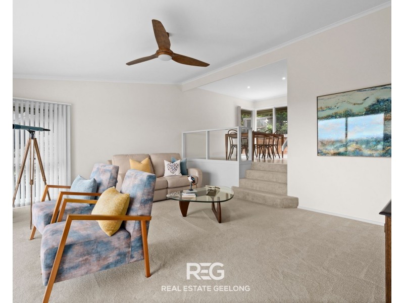 9 Lansbury Crescent, Highton VIC 3216