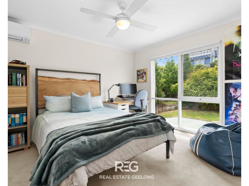 9 Lansbury Crescent, Highton VIC 3216