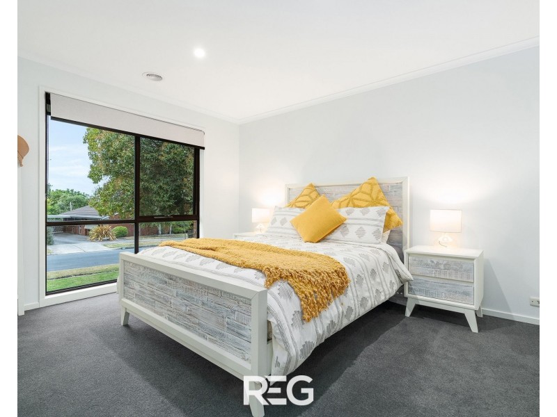 8 Birkenhead Drive, Grovedale VIC 3216