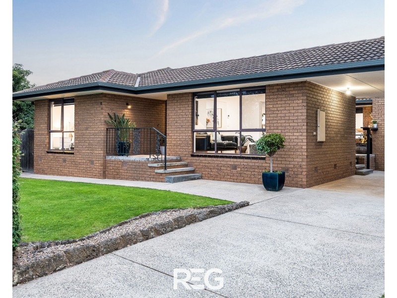 8 Birkenhead Drive, Grovedale VIC 3216