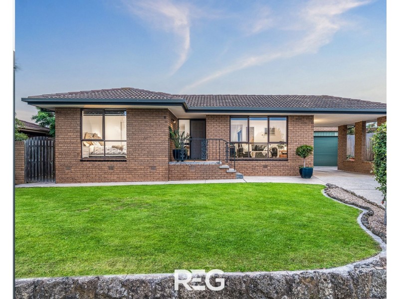 8 Birkenhead Drive, Grovedale VIC 3216