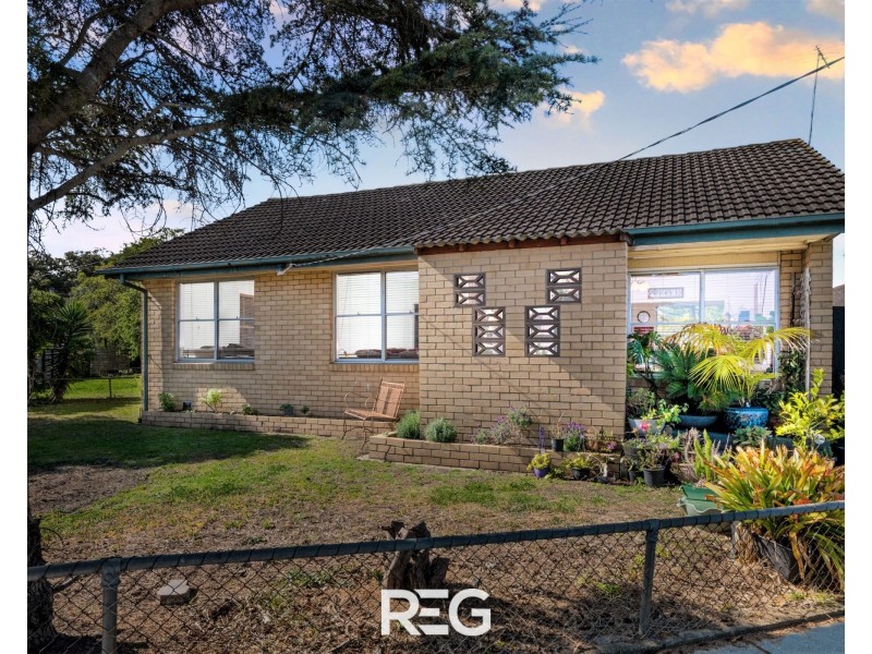 19 Neptune Avenue, Newcomb VIC 3219