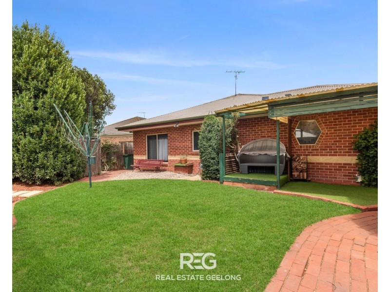 65 Coakley Crescent, Lovely Banks VIC 3221