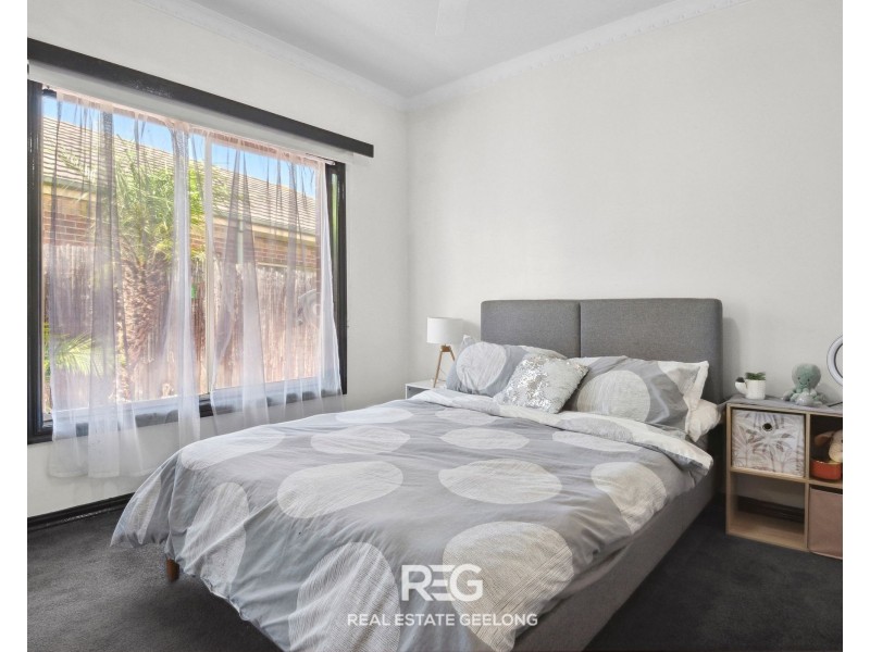 65 Coakley Crescent, Lovely Banks VIC 3221