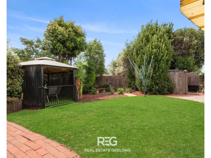 65 Coakley Crescent, Lovely Banks VIC 3221