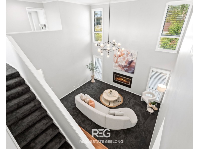 10 Montril Court, Highton VIC 3216