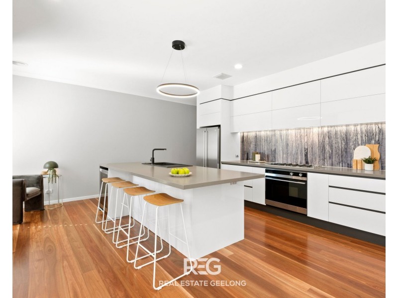 10 Montril Court, Highton VIC 3216