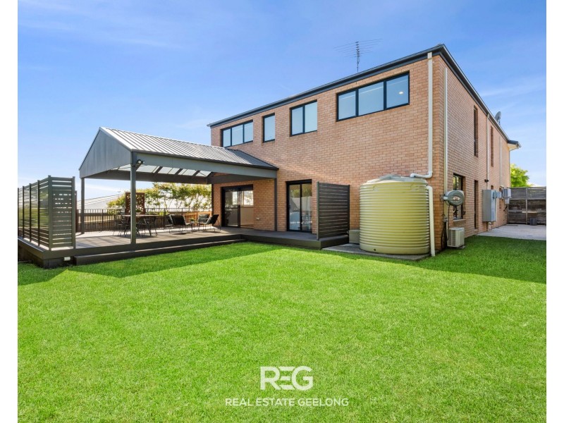 10 Montril Court, Highton VIC 3216