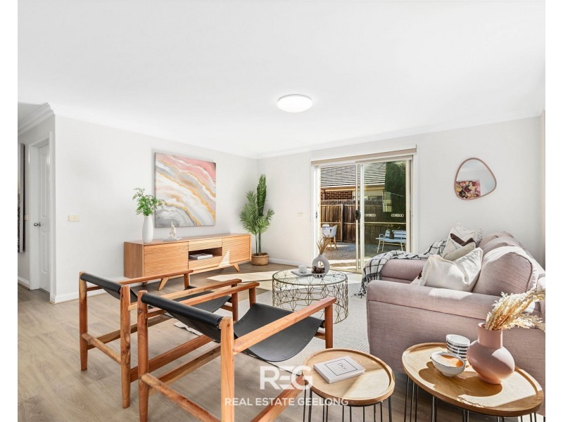 24 Hewat Drive, Highton VIC 3216