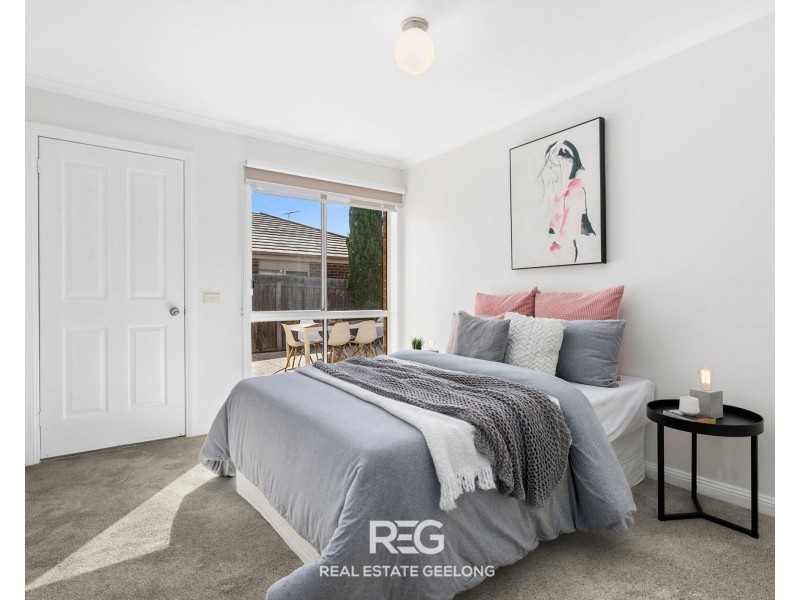 24 Hewat Drive, Highton VIC 3216