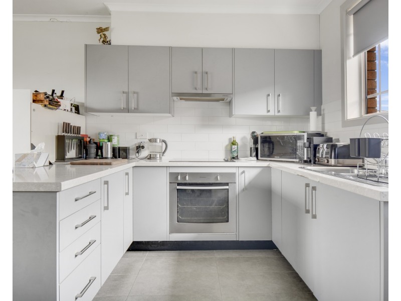 1/30 BURDOO DRIVE, Grovedale VIC 3216