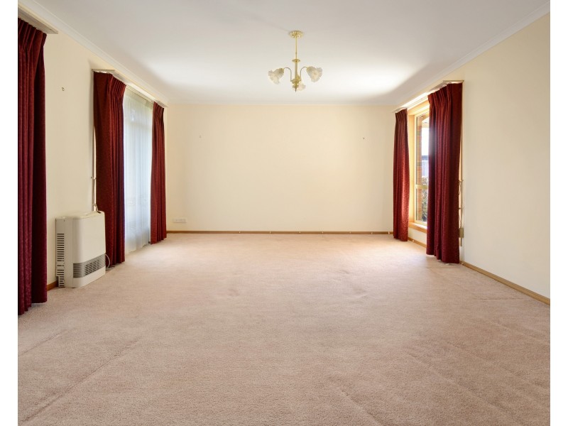 53 Rossack Drive, Grovedale VIC 3216