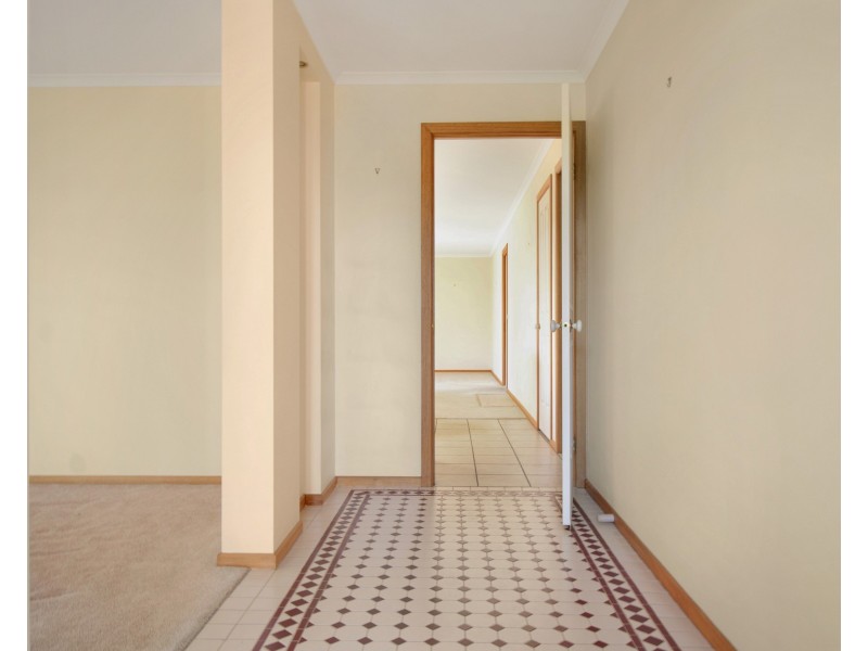 53 Rossack Drive, Grovedale VIC 3216