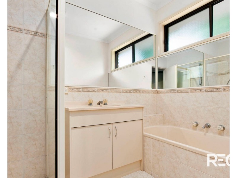 3/12 Thornhill Road, Highton VIC 3216