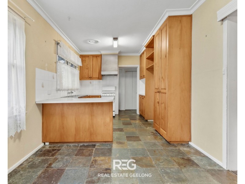 16 Murray Street, Highton VIC 3216