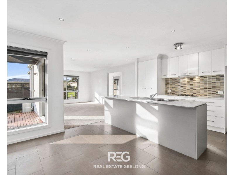 3 Dylan Place, Leopold VIC 3224