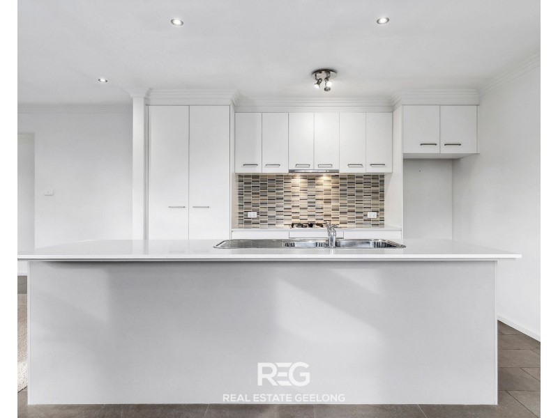 3 Dylan Place, Leopold VIC 3224